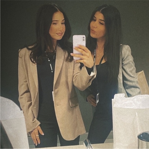 H&M Taupe Blazer - Picture 3 of 8